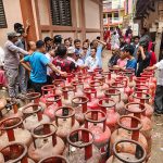 प्युठानमा ग्यास अभाव: बजार अनुगमन पछि विद्यार्थीलाई १०प्रतिशत छुट्याउन निर्देशन